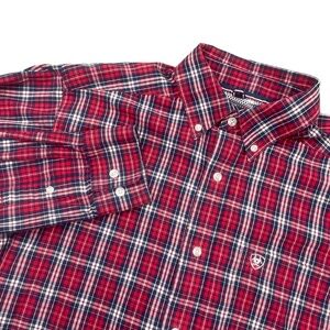 Ariat Pro Series Medium Red Plaid Pockets Vented Sleeve Cotton Blend Long Sleeve
